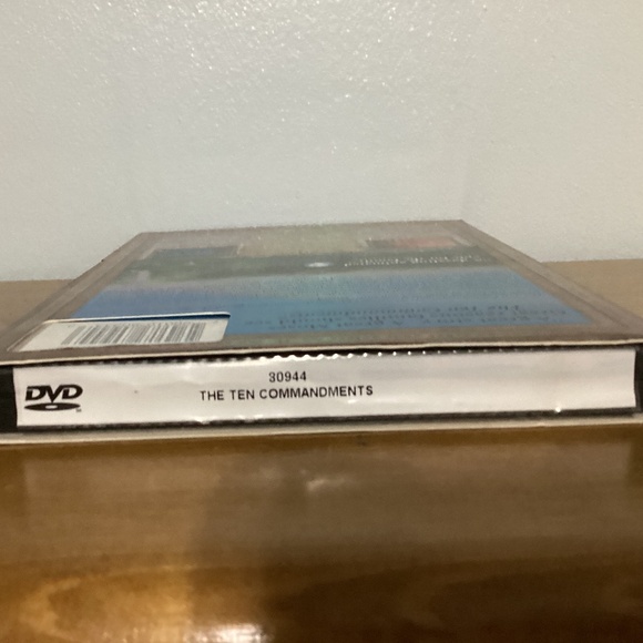 The Ten Commandments DVD 2007 Brand New Sealed - Picture 3 of 3